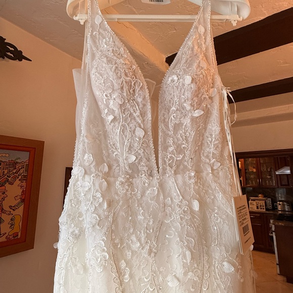 NWT Pronovia Wedding Dress - Picture 12 of 14